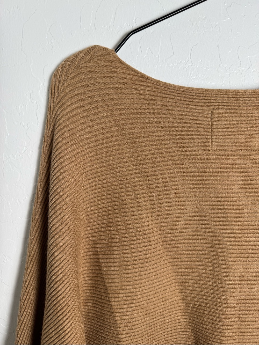 Abercrombie & Fitch Camel Brown Ribbed  Knit Sweater - Picture 10 of 13